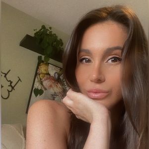 Meet your Posher, Acacia